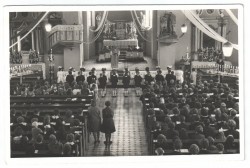 Pierwsza Komunia św. dnia 17.05.1964r. Zdjęcie udostępnione przez rodzinę Garbas z Błażejowic