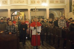 Uroczysta procesja z relikwiami bł. Karoliny