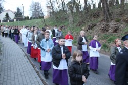Droga Krzyżowa ulicami Sławikowa 2014r. - zdjecie 20