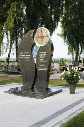 Pomnik ofiar tragedii na Odrze. Sławików, 16.05.2015r. - zdjecie 29