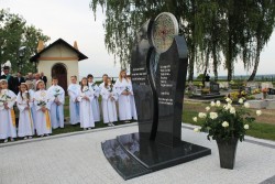 Pomnik ofiar tragedii na Odrze. Sławików, 16.05.2015r. - zdjecie 63