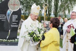 Pomnik ofiar tragedii na Odrze. Sławików, 16.05.2015r. - zdjecie 77