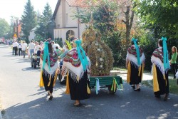 Dożynki parafialne 2015 - zdjecie 93