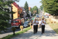 Dożynki parafialne 2015 - zdjecie 97