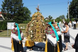 Dożynki parafialne 2015 - zdjecie 117