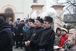 Droga Krzyżowa ulicami Sławikowa 2016r. - zdjecie 16