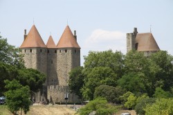 Średniowieczna twierdza obronna w Carcassone