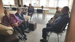 Wielkanocne paczki dla chorych przygotowane przez Parafialny Zespół CARITAS 2017r. - zdjecie 48
