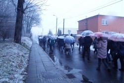 Droga Krzyżowa ulicami Sławikowa 2018r. - zdjecie 80