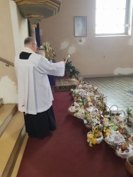 Triduum Paschalne 2018r. - poświęcenie pokarmów - zdjecie 3