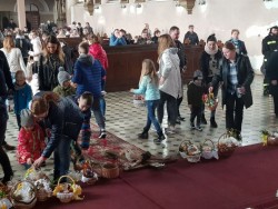 Triduum Paschalne 2018r. - poświęcenie pokarmów - zdjecie 10