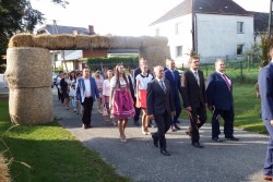 Dożynki w Miejscu Odrz. 2018- parafialne - zdjecie 32