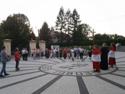 Pielgrzymka do obrazu MB Piekarskiej w Miejscu Odrz. 2018 - zdjecie 60