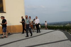 Wprowadzenie relikwii św. Dzieci Fatimskich_13.07.2021 r. - zdjecie 45