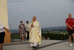 Wprowadzenie relikwii św. Dzieci Fatimskich_13.07.2021 r. - zdjecie 50