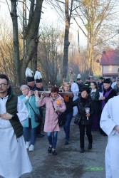 Droga Krzyżowa ulicami Sławikowa 2025 r. - zdjecie 26