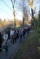 Droga Krzyżowa ulicami Sławikowa 2025 r. - zdjecie 30