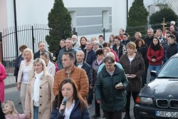 Droga Krzyżowa ulicami Sławikowa 2025 r. - zdjecie 72