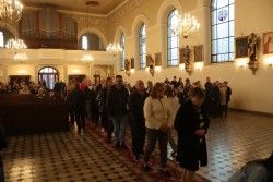 Triduum Paschalne 2025 r. - Wielki Piątek - zdjecie 33
