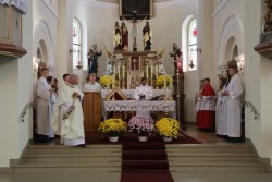 Przyjęcie nowych ministrantów 2025r. - zdjecie 5