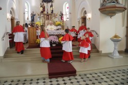 Przyjęcie nowych ministrantów 2025r. - zdjecie 25