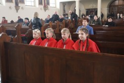 Przyjęcie nowych ministrantów 2025r. - zdjecie 31